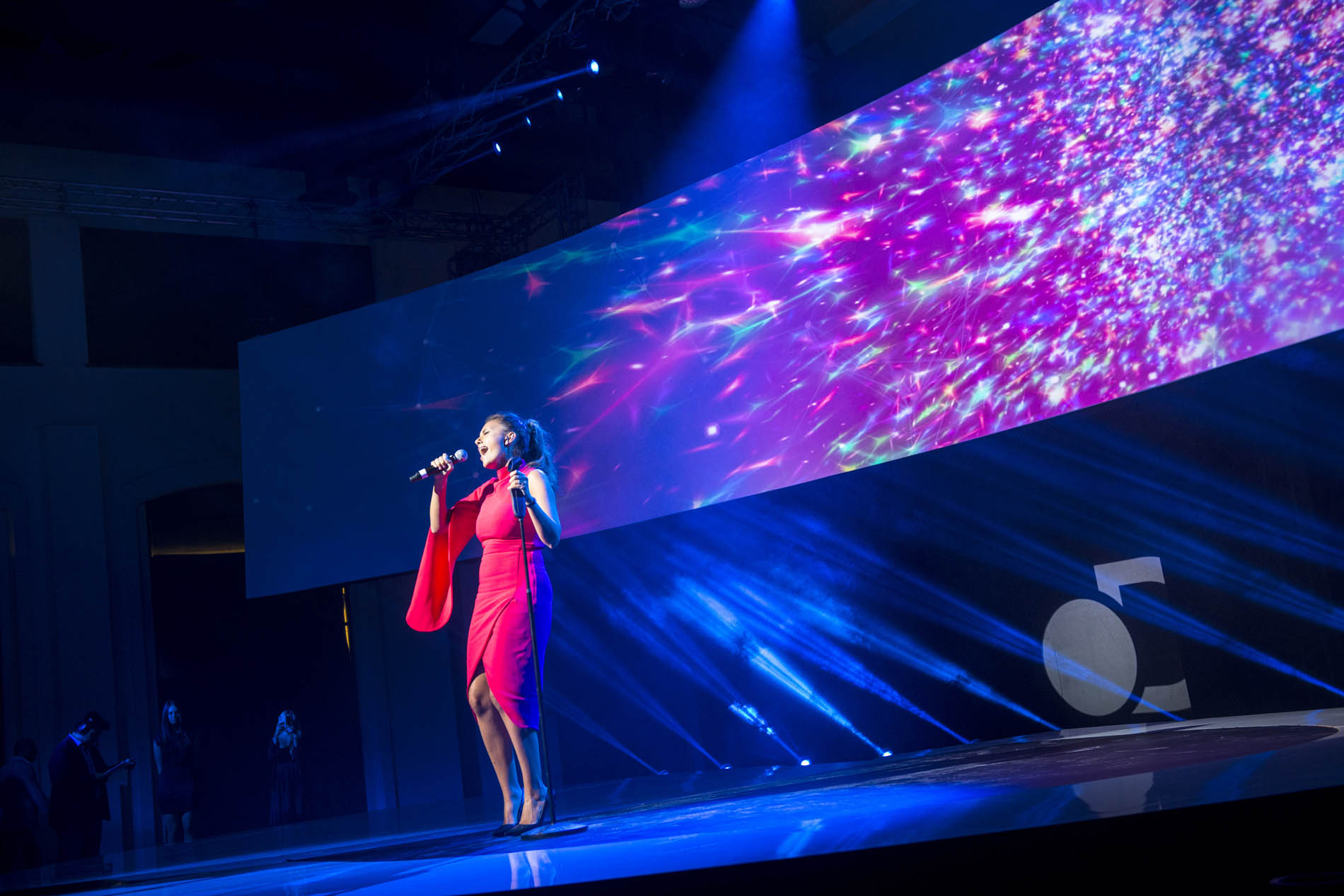 filmmaster-evento-discovery-2017-upfront-cantante