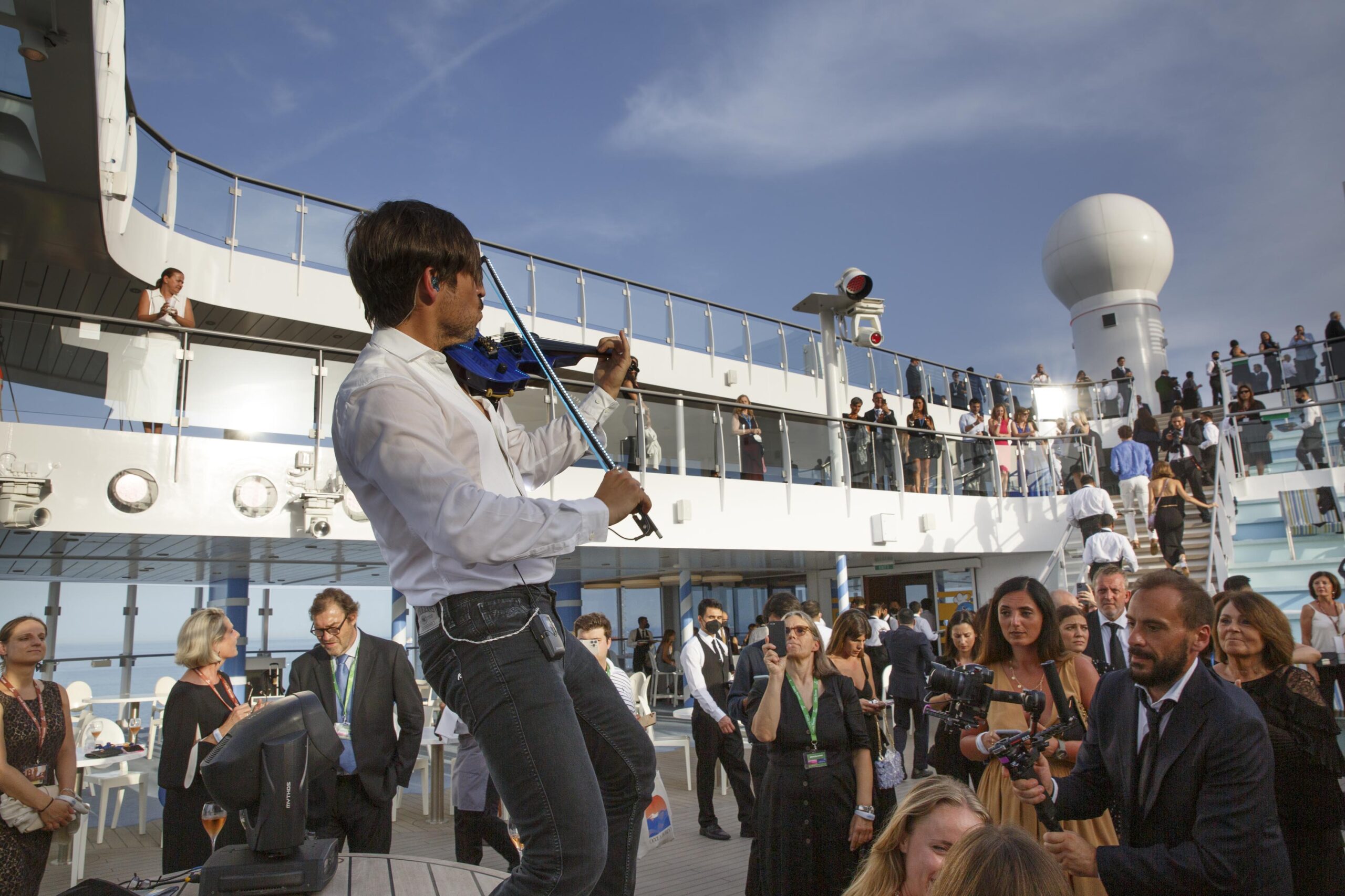 Filmmaster-evento-costa-toscana-violinista