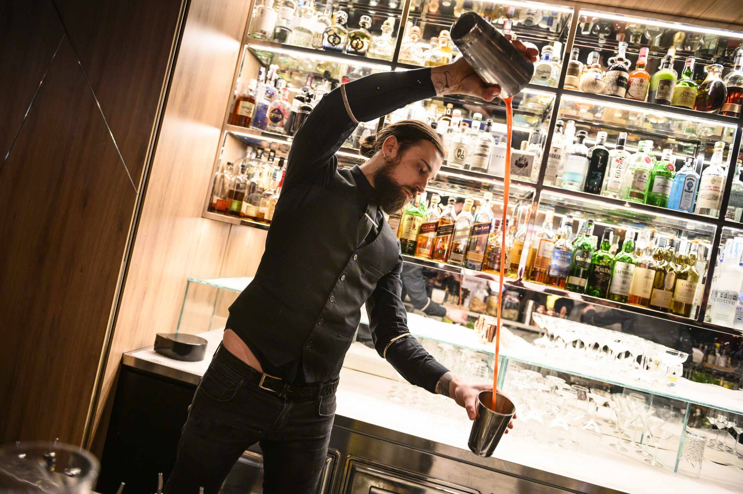 filmmaster-evento-netflix-lo-spietato-barman