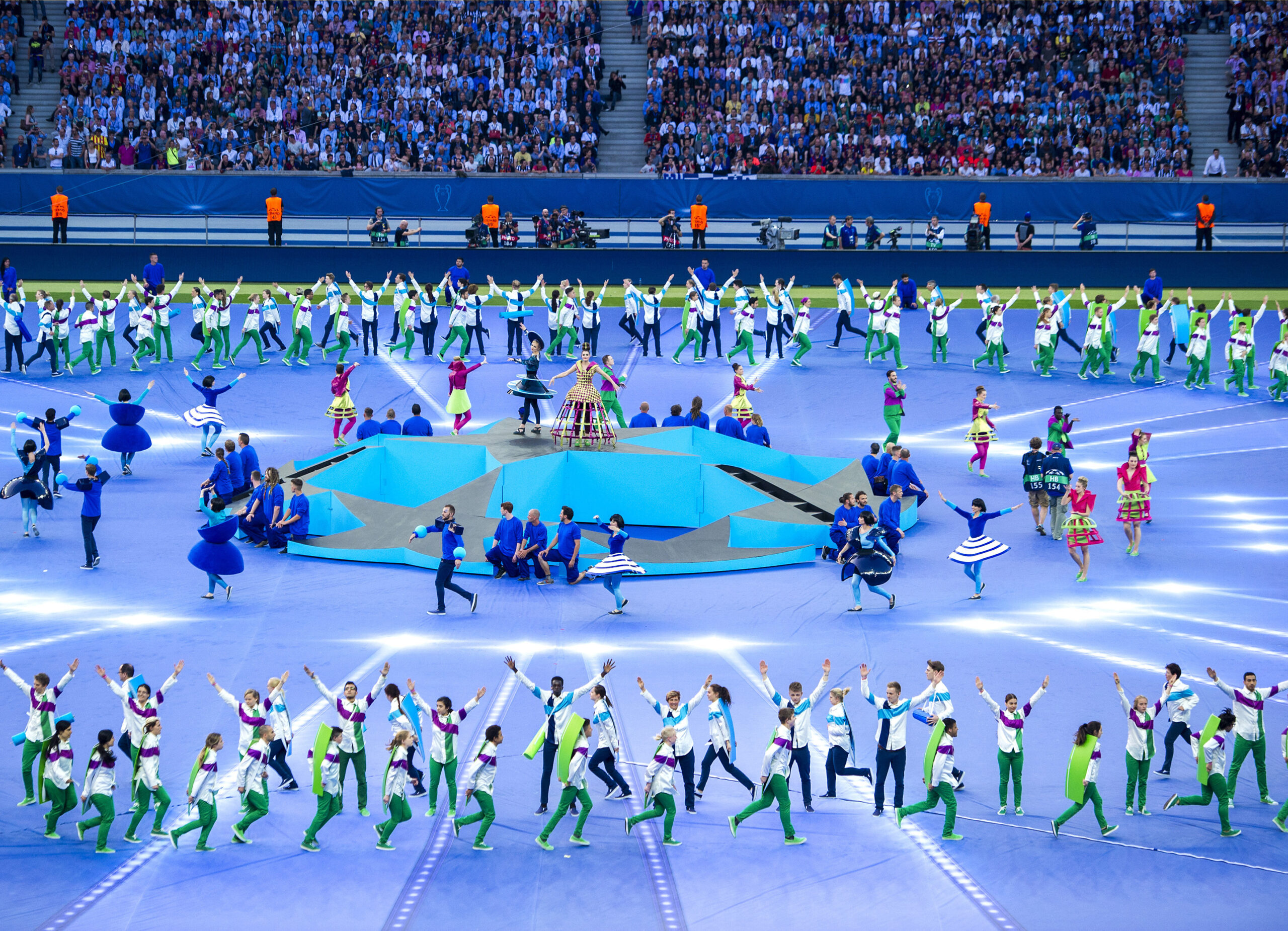 UEFA-Champions-League-evento-filmmaster-coreografia