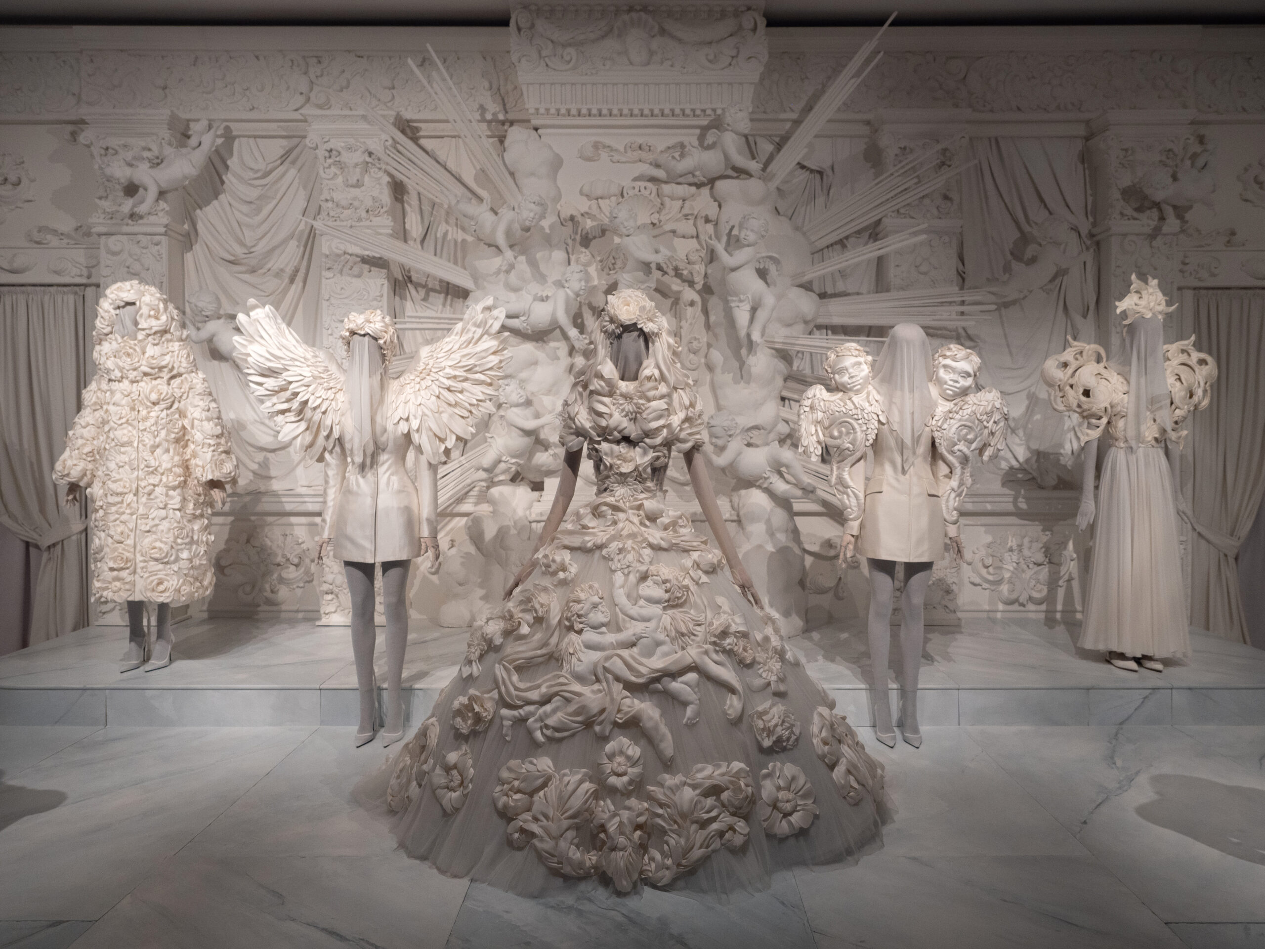 Filmmaster-Mostra-Dal-Cuore-alle-Mani-Dolce&Gabbana-palazzo-reale