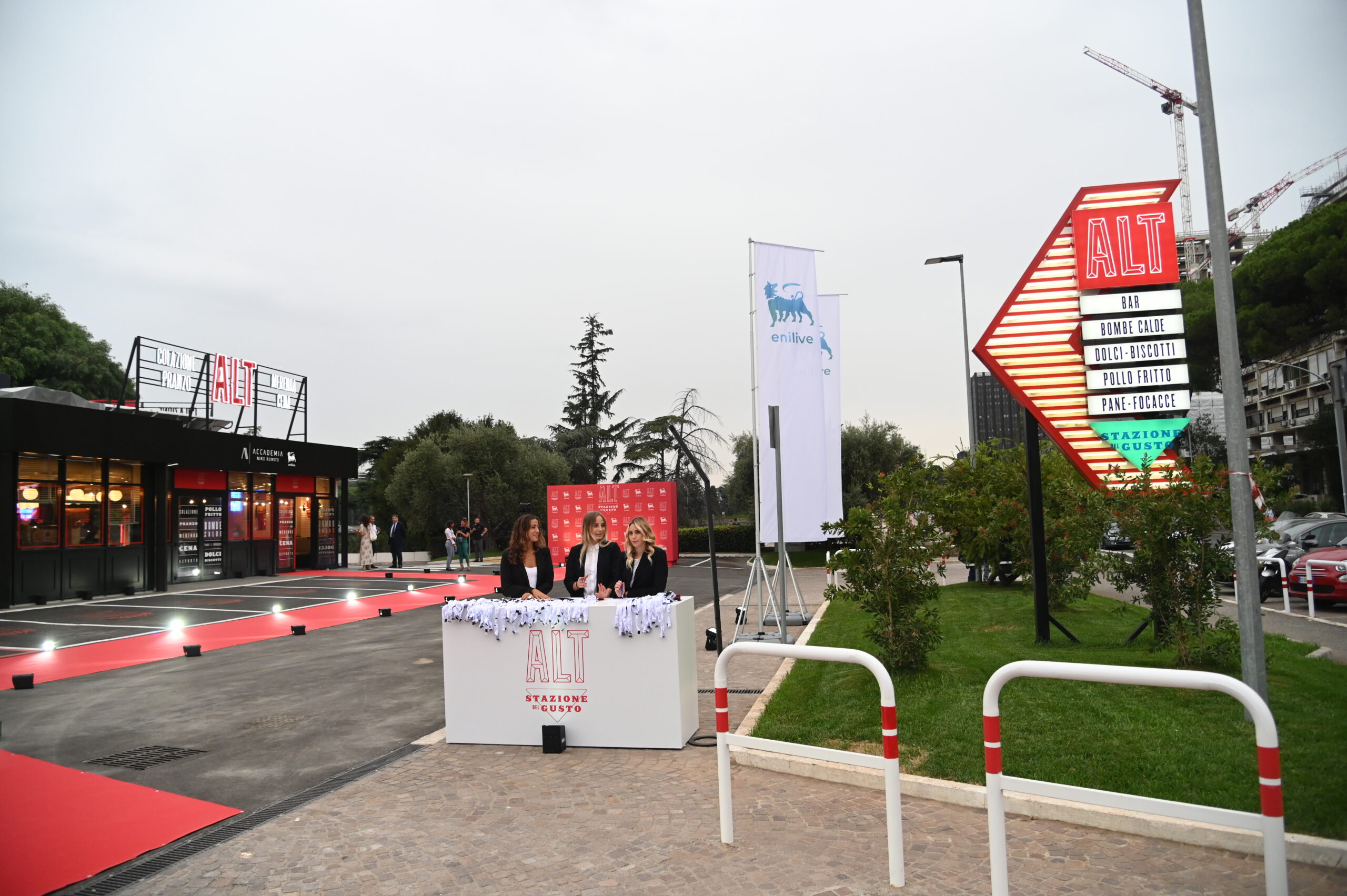 Filmmaster-eni-niko-romito-evento-alt-stadione-del-gusto-apertura-entrata