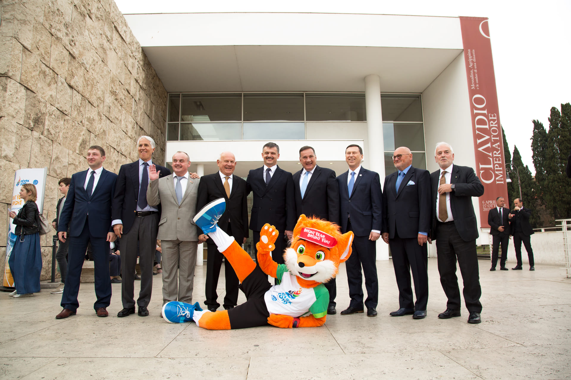 OlympicFlame-filmmaster-giochi-olimpici-europeii-2019-mascotte